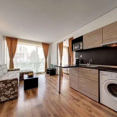 Butterfly Studio Clara 5 Min From * Burgas City